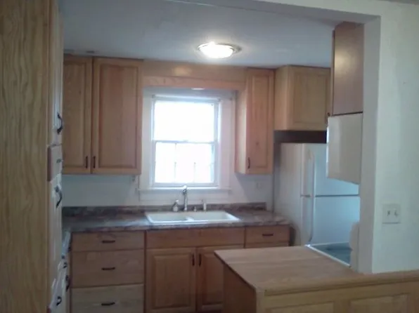 906 Decatur St, Chesapeake, VA 23324