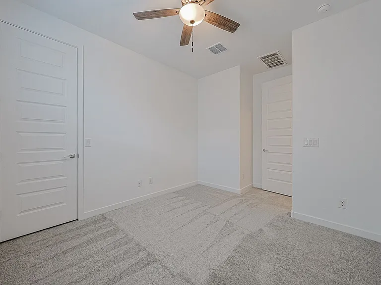7832 W Hide Trl — Photo 20