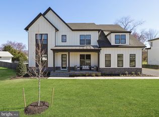 2505 Flint Hill Rd, Vienna, VA 22181