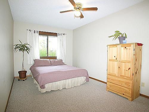 4th image of 6705 Gretchen Ln N