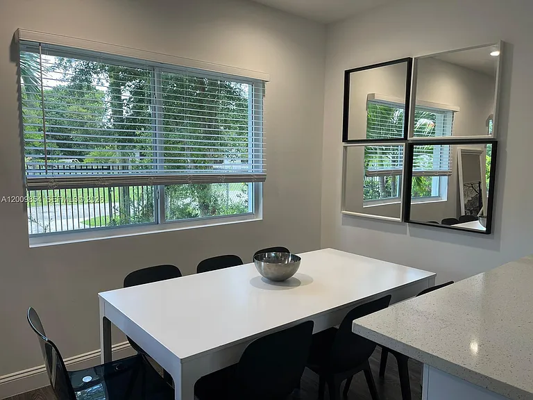 4034 NW 23rd Ave — Photo 5