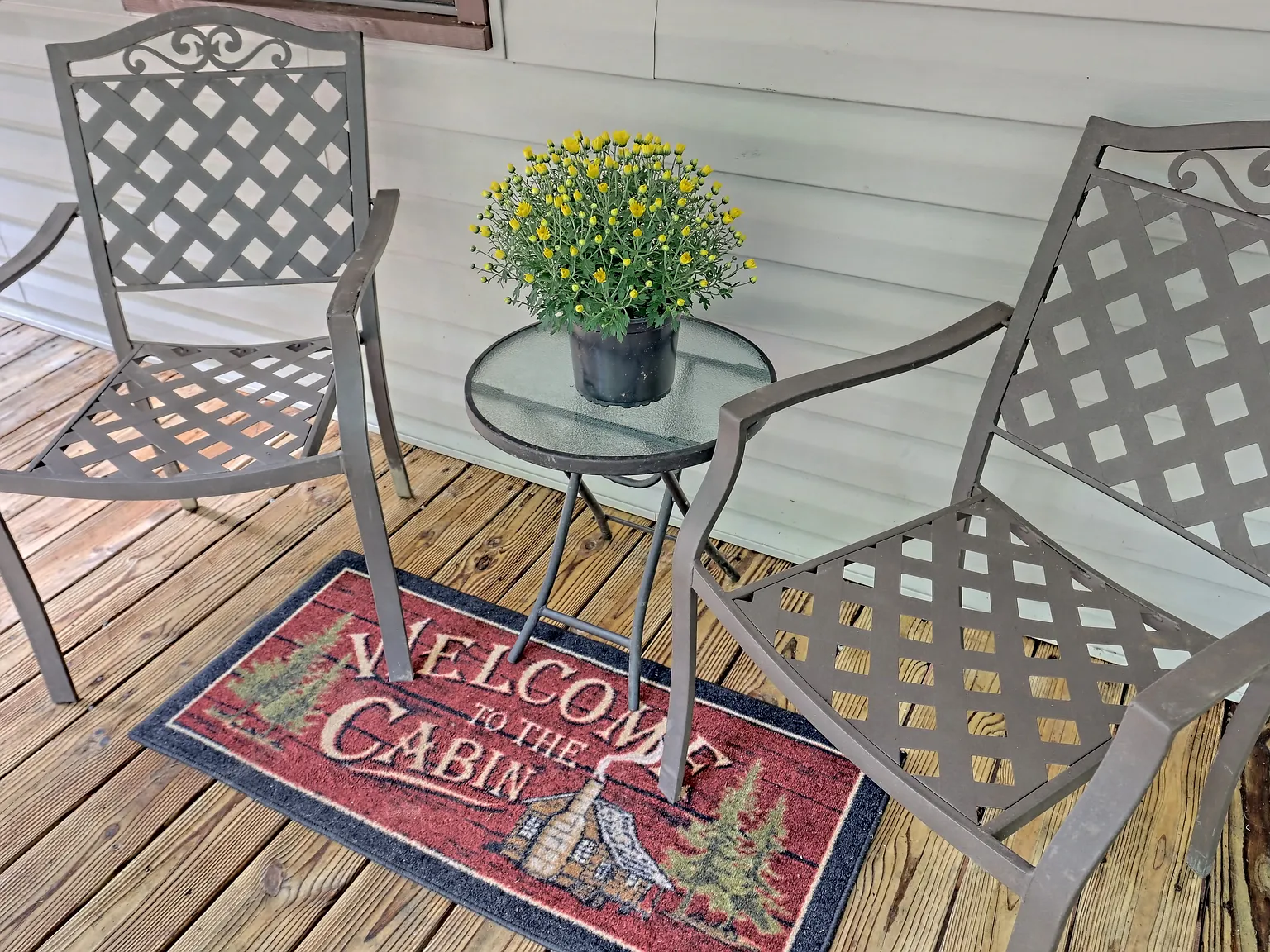 492 Sims Way — Photo 3