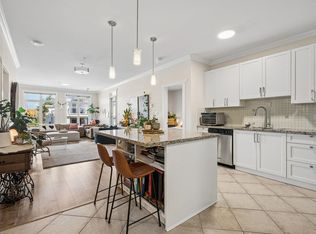 4111 Bayview St #305, Richmond, BC V7E 6T5