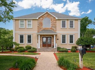 45 Magnolia Way, Canton, MA 02021