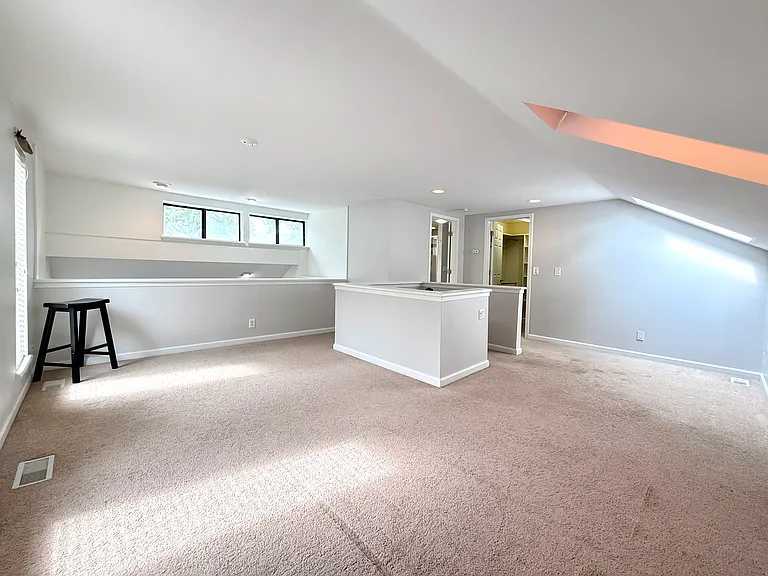 799 Emmons Ave — Photo 18