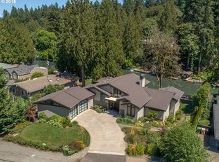 17388 Cedar Rd, Lake Oswego, OR 97034