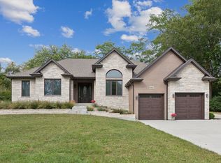 982 Westshore Dr, Fox Lake, IL 60020