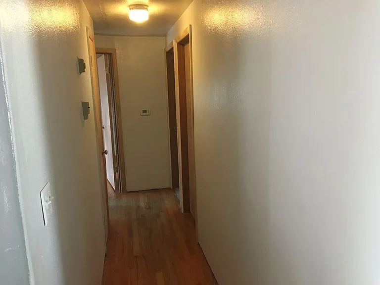 865 S Lincoln Ave — Photo 3