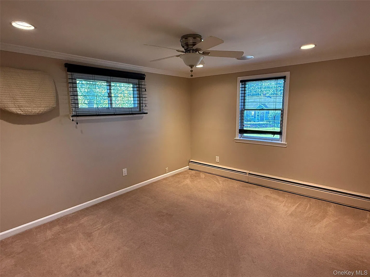 3 bed, 1.0 bath, 1500 sqft, $4,300 — Photo 3