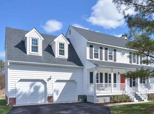 8463 Old Cavalry Dr, Mechanicsville, VA 23111