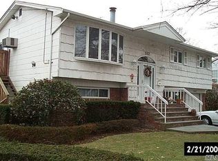 582 Broadway, Bethpage, NY 11714
