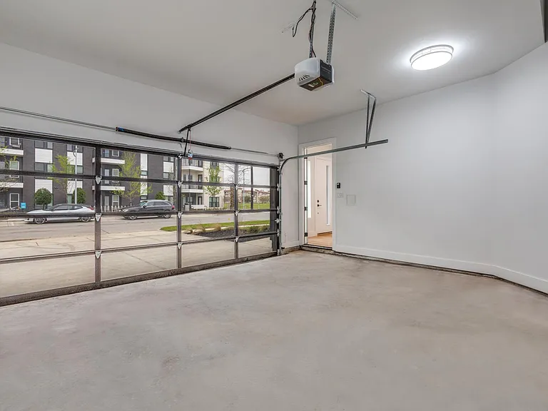 2714 N Carroll Ave #101 — Photo 5