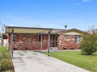 165 Lorraine Dr, Des Allemands, LA 70030