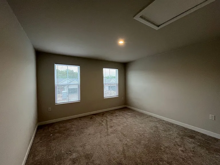 4184 Farmfield Dr — Photo 19