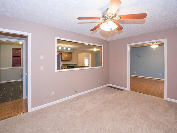 5th image of 118 Westwood Dr