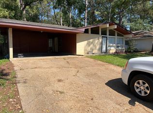 1550 Wood Glen Dr, Jackson, MS 39204