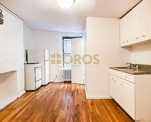 1st image of 170 Avenue B APT 2S