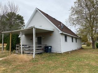 6440 Lerna Rd, Mattoon, IL 61938