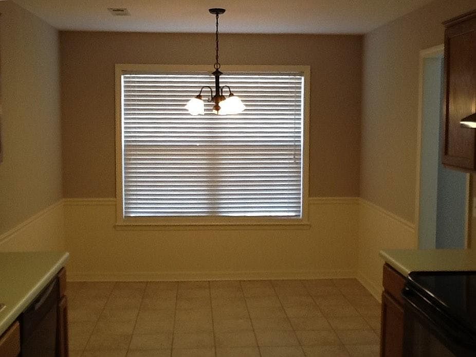 1st image of 699 N Meadowlands Dr