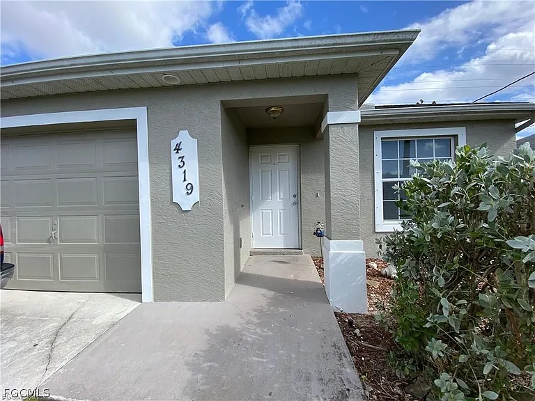 4317 SW Santa Barbara Pl — Photo 18