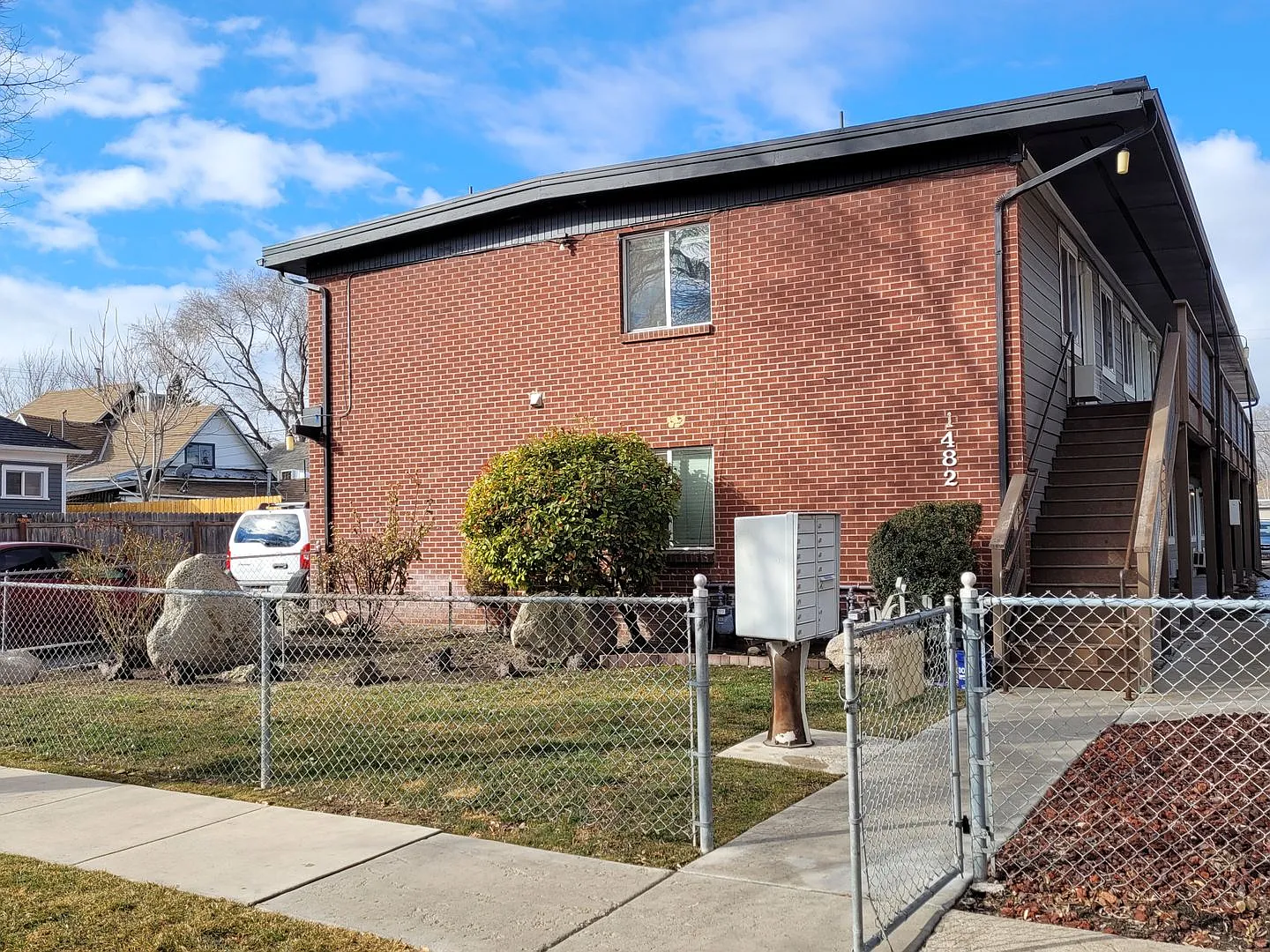 Must See Updated Units — Photo 2
