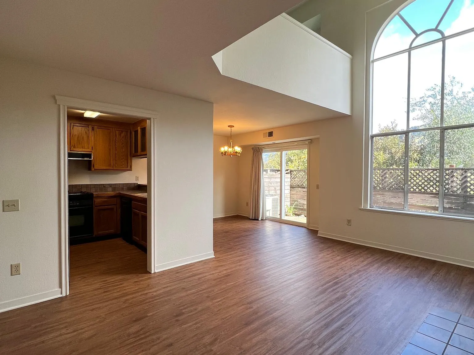 21 Brannan St. — Photo 4