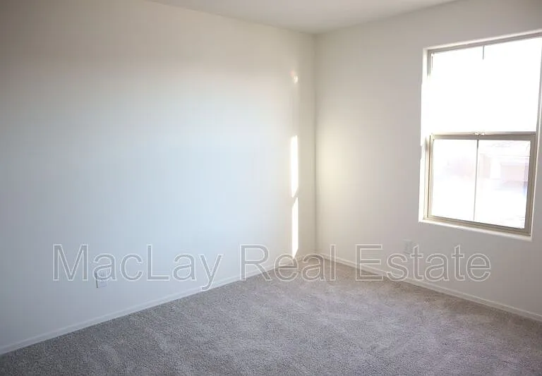 10676 W Golson Dr — Photo 3