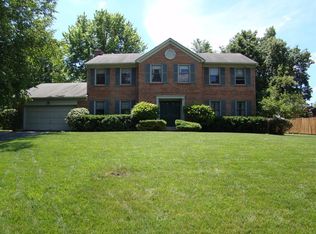 9095 Symmes Ridge Ln, Loveland, OH 45140