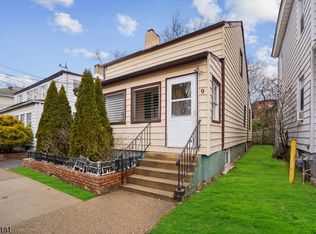 9 Henry St, Morristown, NJ 07960