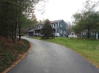 553 Black Plain Rd, North Smithfield, RI 02896