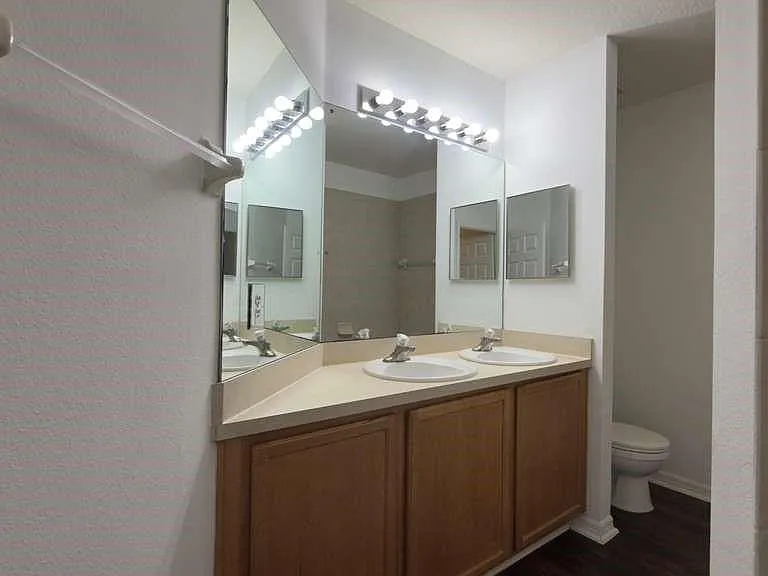 4317 Paradise Cove Ct — Photo 26