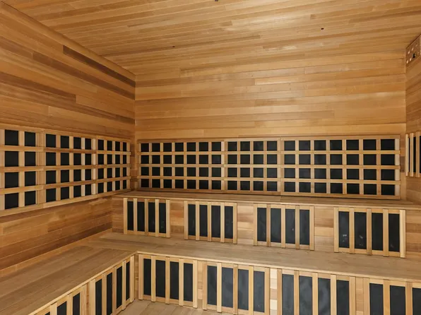 200 East 95th Street image 22 of 28