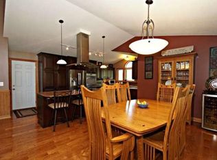 1815 Wood Duck Trl, Shakopee, MN 55379