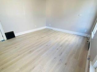 420 N Dubuque St #1, Iowa City, IA 52245