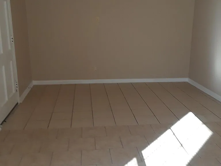 1603 Duncan Ave #1603 — Photo 2