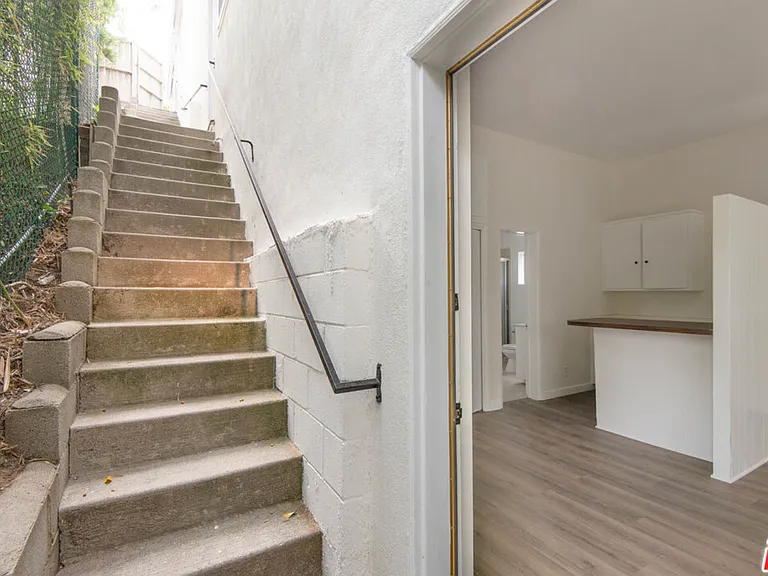 2819 Pacific View Trl — Photo 19