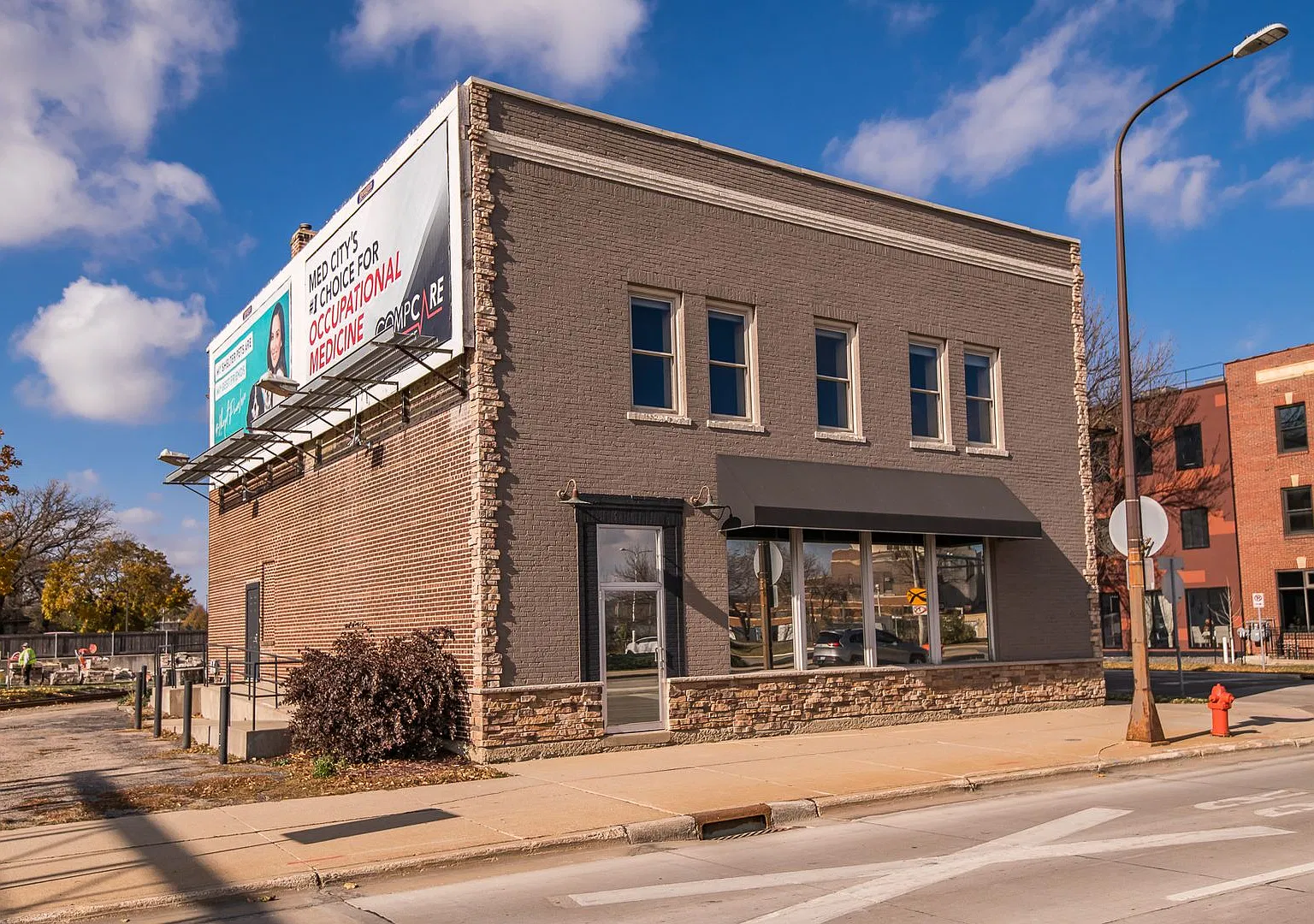 Modern 5 Bedroom loft 2 Blocks from Mayo Clinic — Photo 4