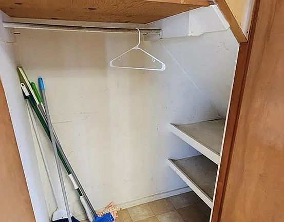 5th image of 37 Spring St