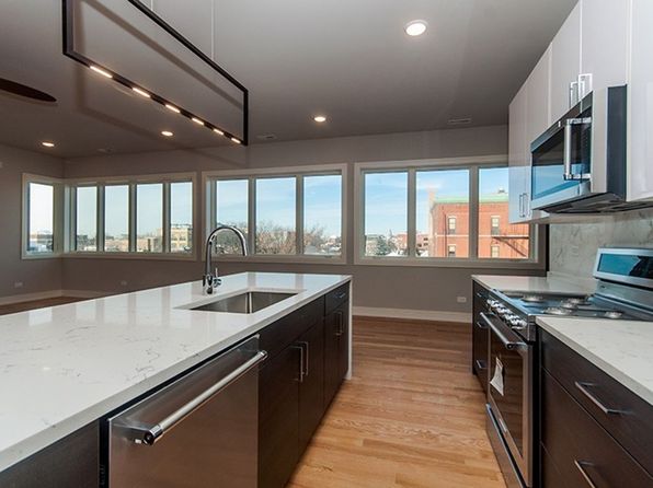 1639 W Grand Ave APT 201