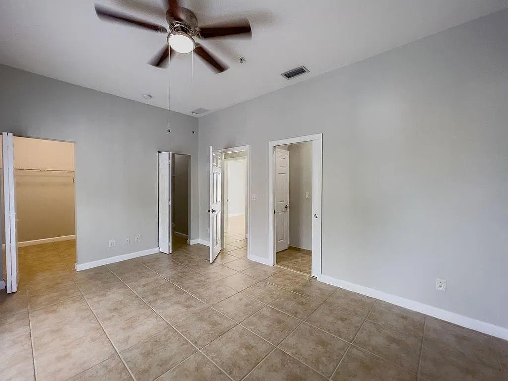 2 bed, 1.5 bath, 1414 sqft, $2,700 — Photo 1