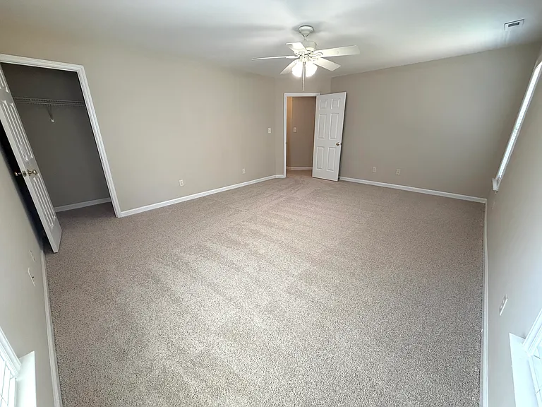2509 Kentford Ct — Photo 21