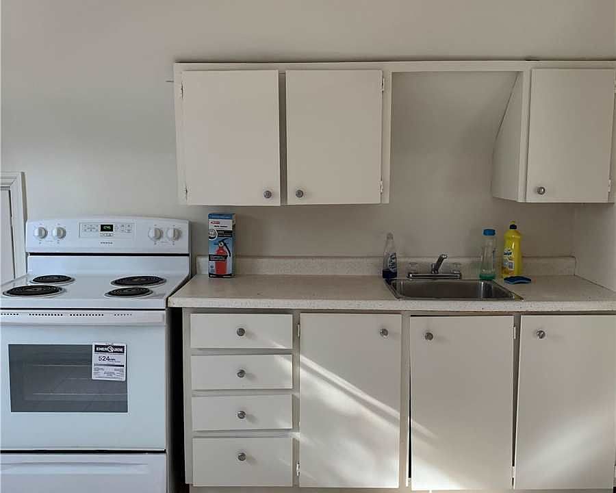 7 Valerie Rd Toronto ON Zillow