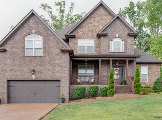 1093 Secretariat Dr, Mount Juliet, TN 37122