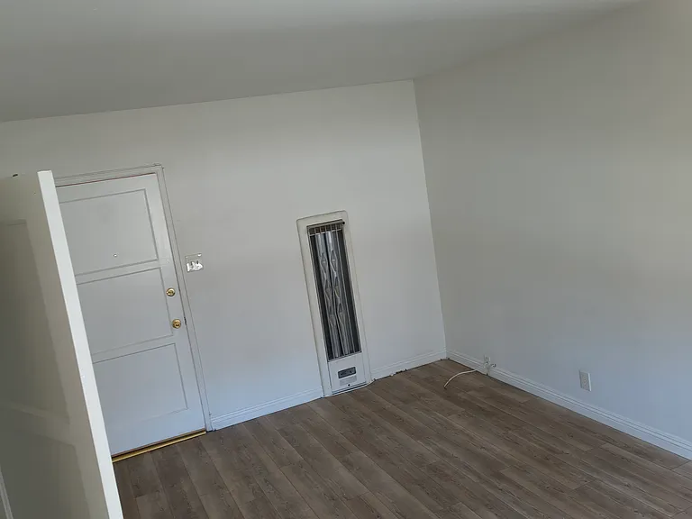 22 Saint Joseph Ave #2 — Photo 8