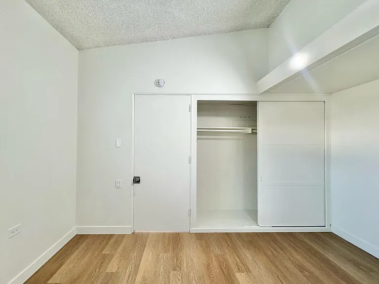 Trask Apartments — Photo 26