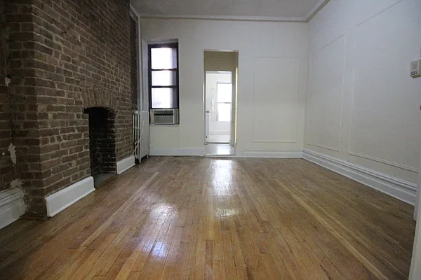 Rented by Luxor Homes & Investment Realty | media 13