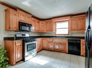3014 NW 28th St, Fort Worth, TX 76106