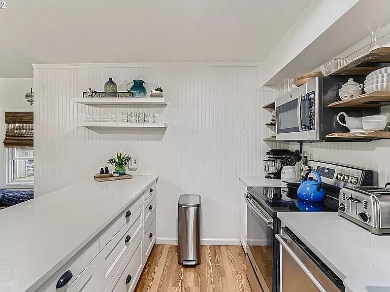 Updated kitchen with quartz countertops