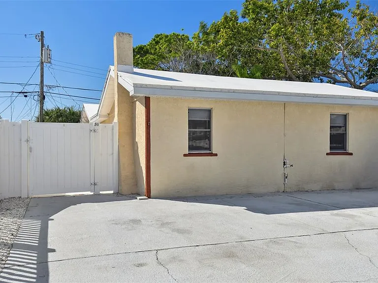 223 148th Ave E — Photo 16
