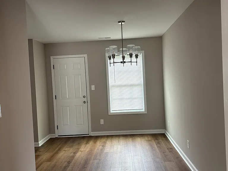 245 New Prospect Rd — Photo 3